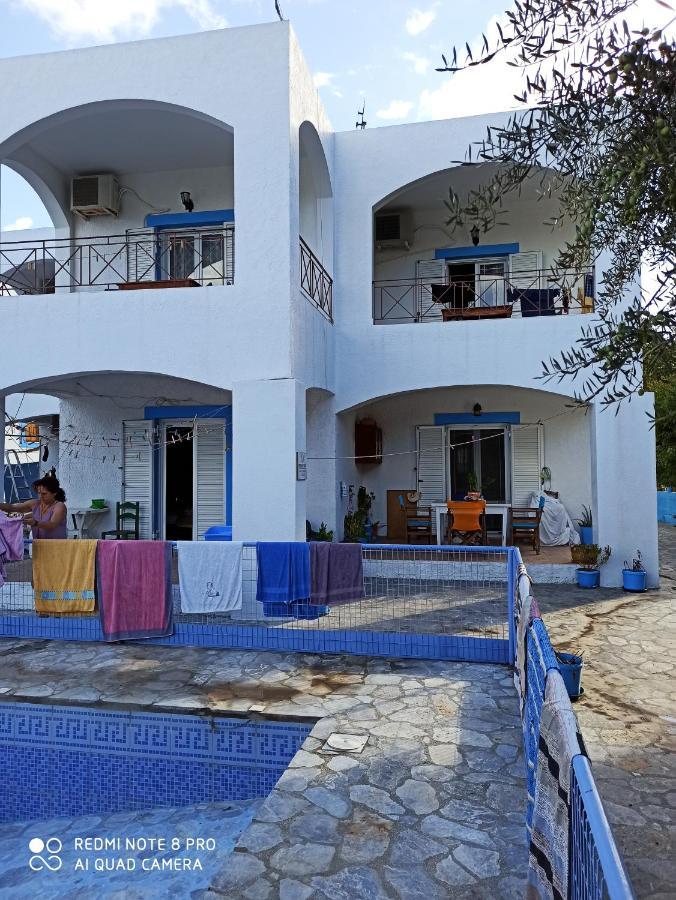Giannis Apartments By Climbing House Panormos  Ngoại thất bức ảnh